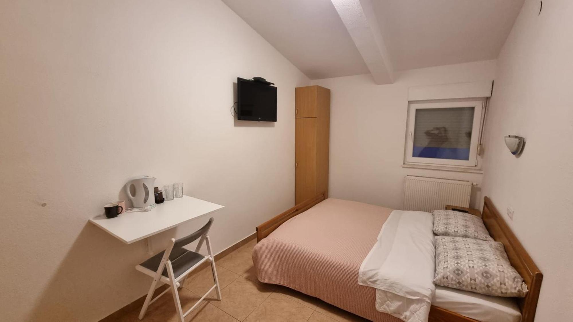 Apartments And Rooms Niki 2 Kaštela エクステリア 写真